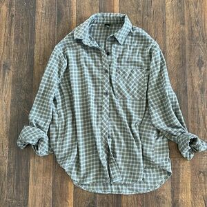 Women’s button down